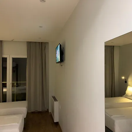 Merly Hotel 3*
