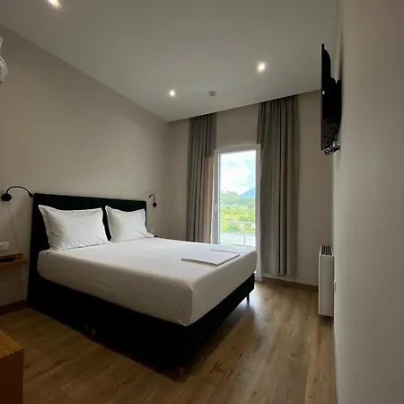 Merly Hotel 3*